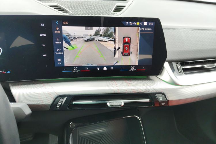 宝马X2(进口) 2024款 sDrive25i M运动套装中控内饰16