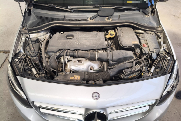 奔驰B级 2015款 B 200 时尚型局部细节24