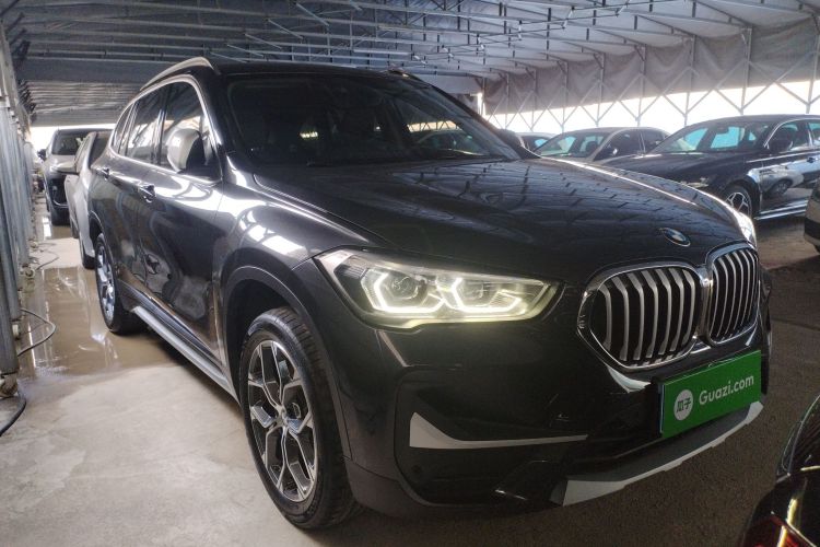 宝马X1 2021款 sDrive20Li 尊享型车身外观6002