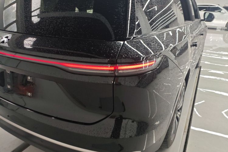 蔚来ES8 2023款 75kWh 行政版车身外观6006