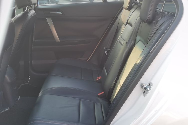 名爵 MG6 2014款 掀背 1.8T 自动性能版中控内饰21