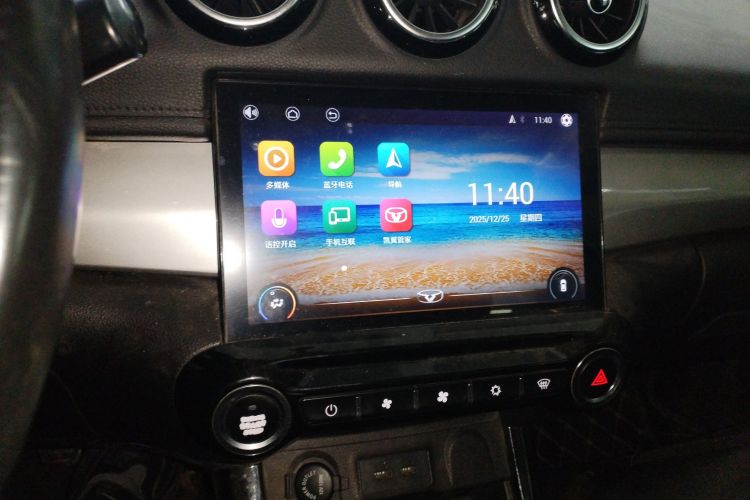 凯翼X3 2016款 1.6L 手动智联III版中控内饰16