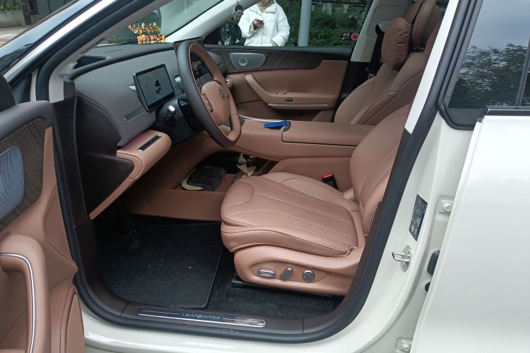 零跑汽车 零跑C11 2026款 纯电 640激光雷达智尊版中控内饰19