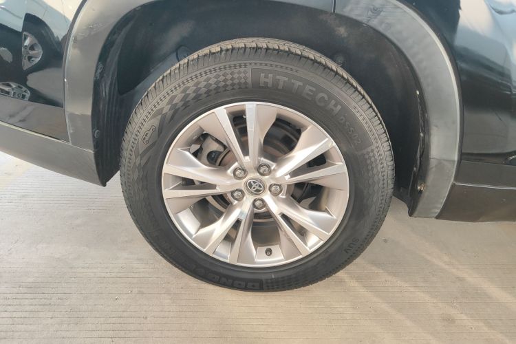 丰田 汉兰达 2015款 2.0T 两驱精英版 7座车身外观6004