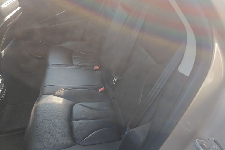 吉利汽车 博瑞 2015款 2.4L 舒适型中控内饰21