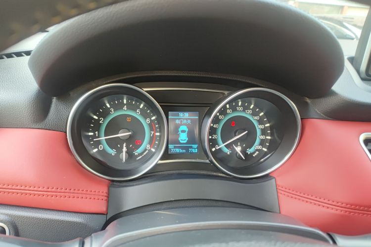 哈弗H1 2015款 1.5L 手动豪华型中控内饰14