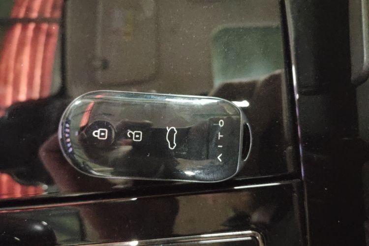 鸿蒙智行 问界M7 2022款 1.5T 四驱豪华版中控内饰11