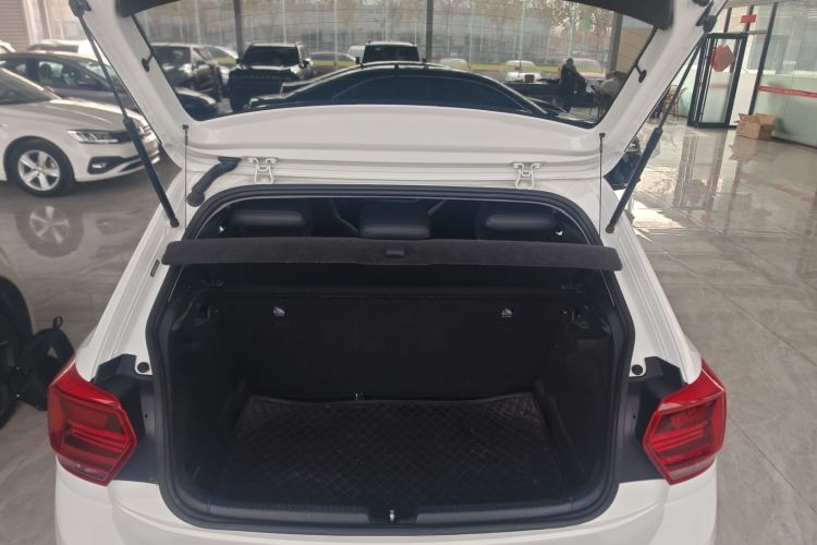 大众 Polo 2023款  Plus 1.5L 自动炫彩科技版局部细节23