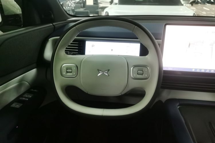 小鹏G6 2023款 580 长续航 Max中控内饰13