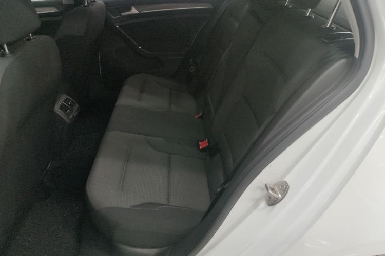 大众 高尔夫 2015款 1.6L 自动舒适型中控内饰21