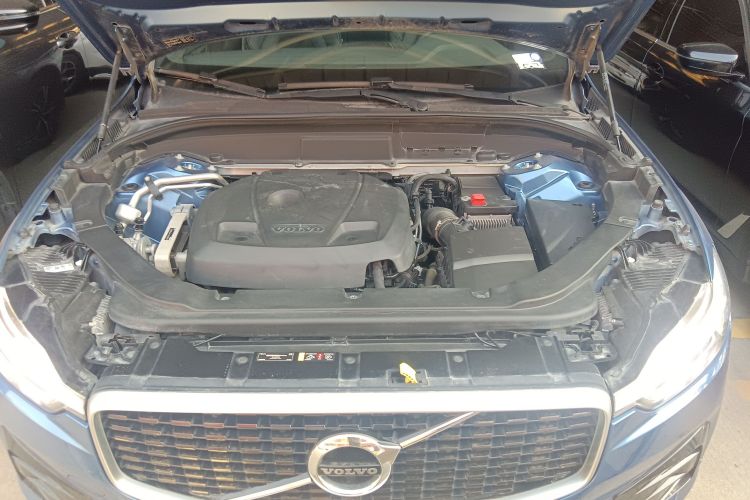 沃尔沃XC60 2018款 T5 四驱智远运动版机舱底盘24