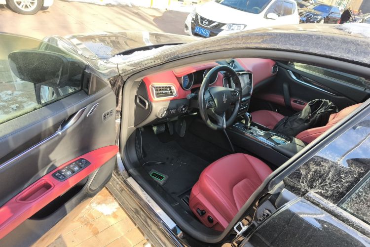 玛莎拉蒂 Ghibli 2017款 3.0T 标准版中控内饰20