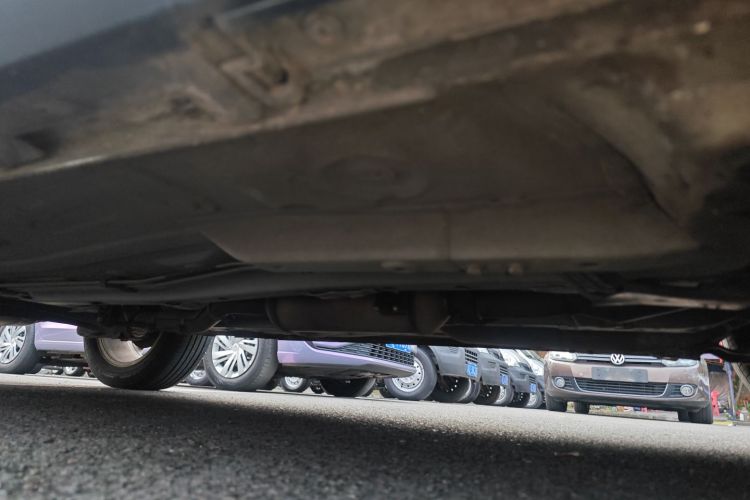 中华V3 2017款 1.5L 自动智能型局部细节9001