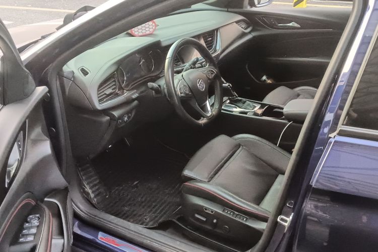 别克 君威 2017款 GS 28T 尊贵型中控内饰7003