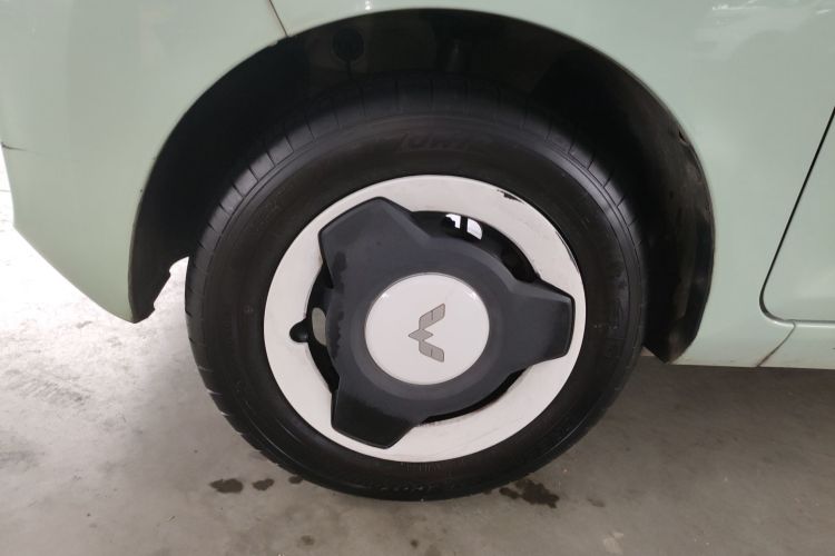 五菱汽车 宏光MINIEV 2021款 马卡龙臻享款 磷酸铁锂车身外观6007