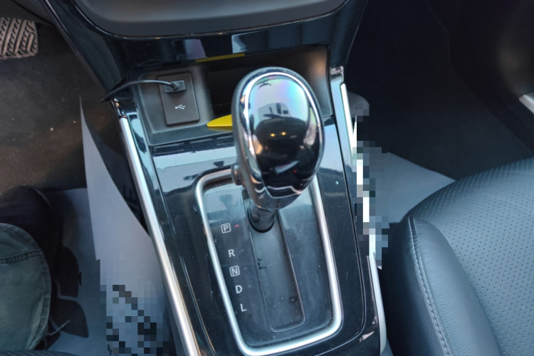 日产 轩逸 2019款 1.6XV CVT智联尊享版 国V中控内饰18