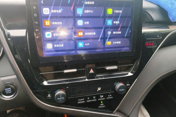 丰田 凯美瑞 2021款 2.0G 豪华版中控内饰16