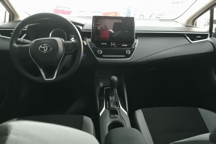 丰田 卡罗拉 2023款 1.2T 精英版中控内饰12