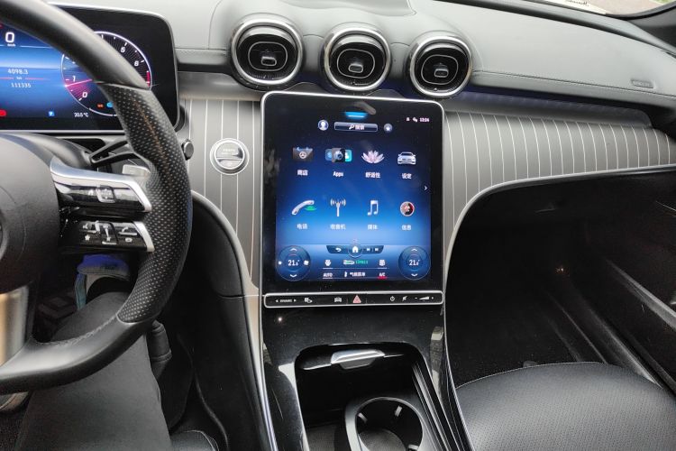 奔驰C级 2022款 C 200 L 运动版中控内饰16