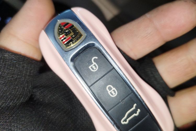 保时捷 2018款 Cayenne 3.0T中控内饰7001