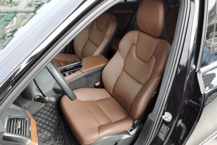 沃尔沃XC90 2023款 B5 智行豪华版 7座局部细节19
