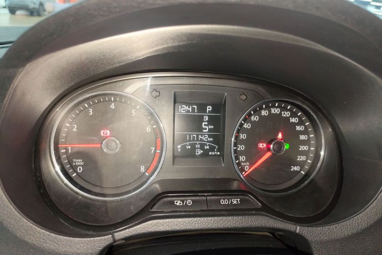 大众 Polo 2016款 1.6L 自动舒适型中控内饰14