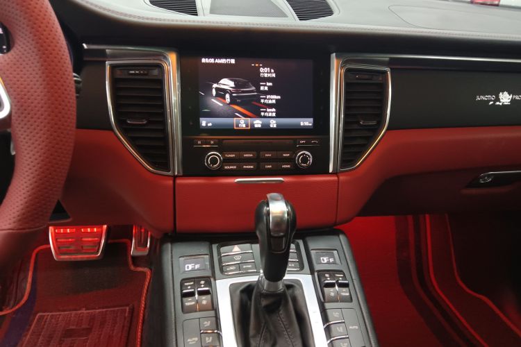保时捷 2017款  Macan 2.0T中控内饰16