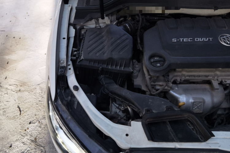 别克 英朗 2015款 15N 自动精英型局部细节9006