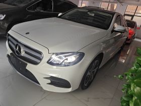 奔驰E级 2019款 改款 E 300 L 运动时尚型