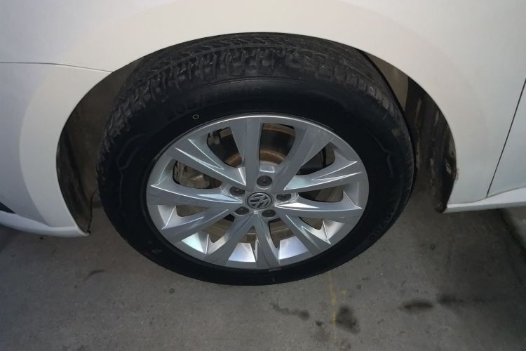 大众 朗逸 2017款 1.6L 自动舒适版车身外观6007