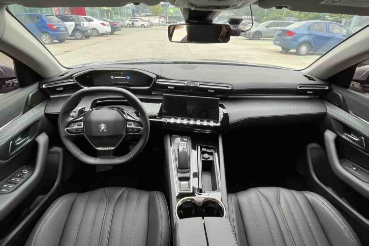 标致508L新能源 2021款 1.6T 插混科技版中控内饰12