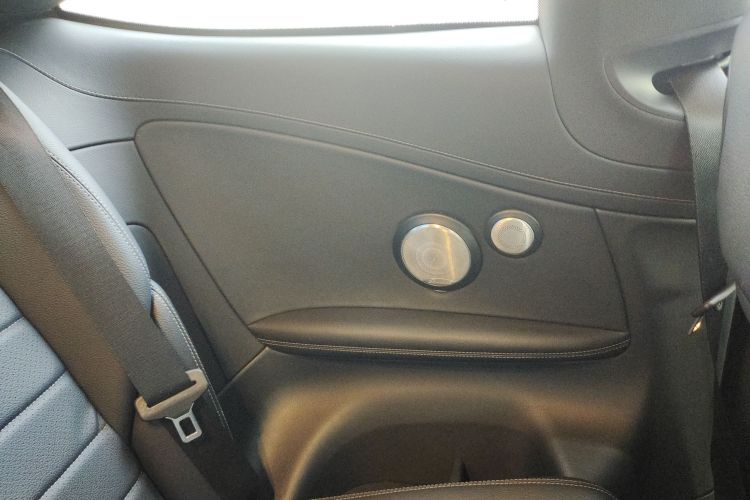 奔驰C级(进口) 2021款 C 200 轿跑车中控内饰7008