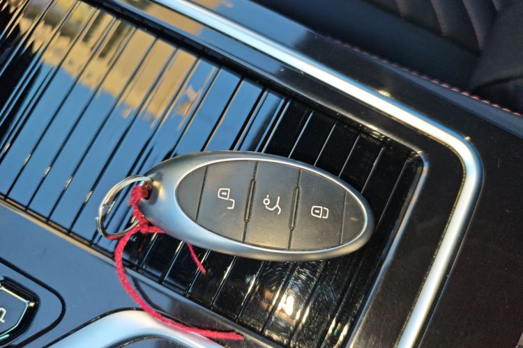 奔腾T99 2020款 20TD 自动尊享型中控内饰7001