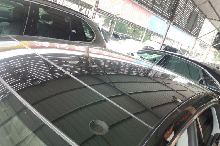 奥迪A7L 2022款 45 TFSI quattro S-line 见远型流晶套装局部细节57