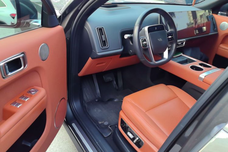 理想汽车 理想L8 2024款 Max中控内饰7003