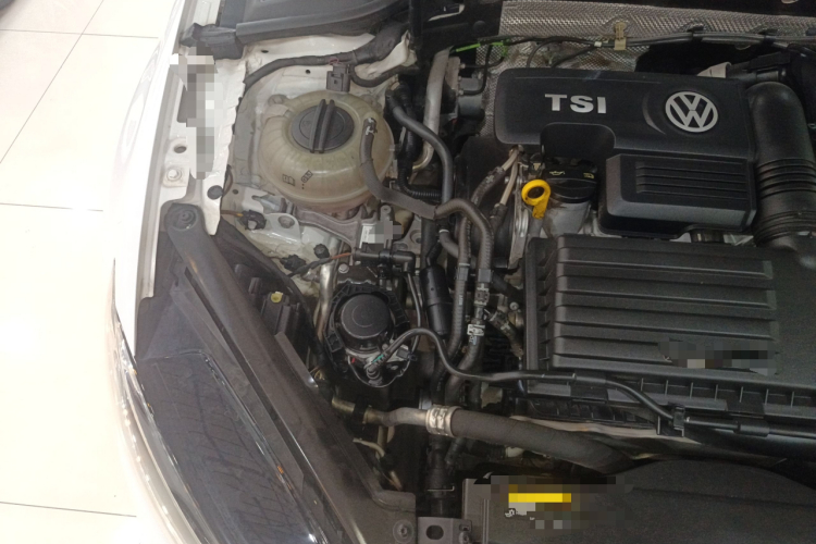 大众 高尔夫 2019款 280TSI DSG舒适型 国VI机舱底盘25