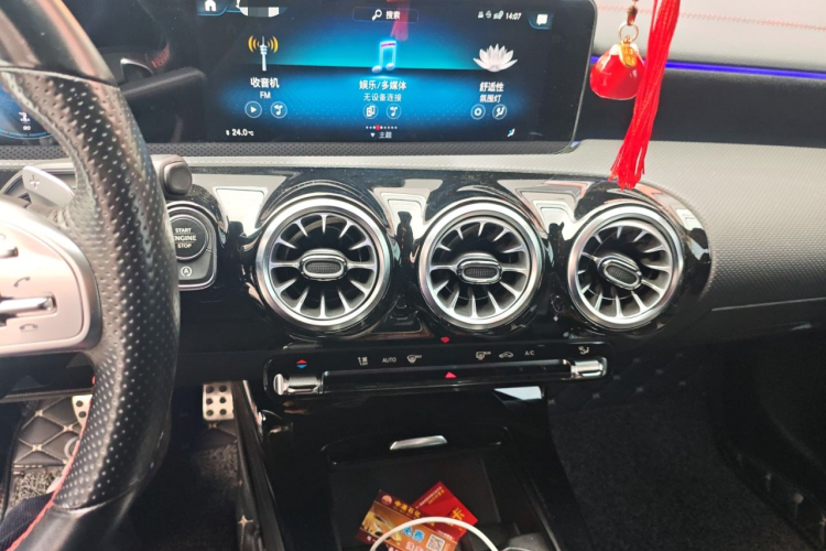 奔驰CLA 2022款 改款 CLA 200 猎跑车中控内饰16