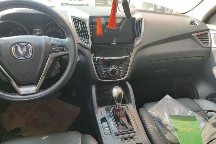 长安CS75 2016款 1.8T 自动精英型 国IV中控内饰16