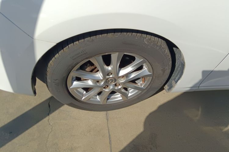 马自达3 昂克赛拉 2014款 三厢 1.5L 手动舒适型车身外观6007