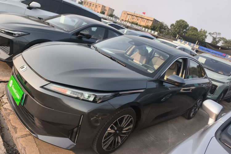 长安启源A05 2024款 145 Max车身外观4