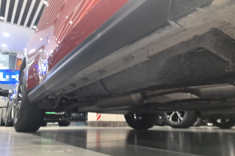 雷克萨斯NX 2022款 350h 前驱 创悦版局部细节9001