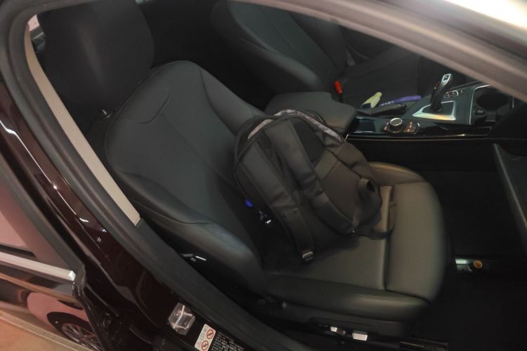 宝马3系 2018款 318Li局部细节41