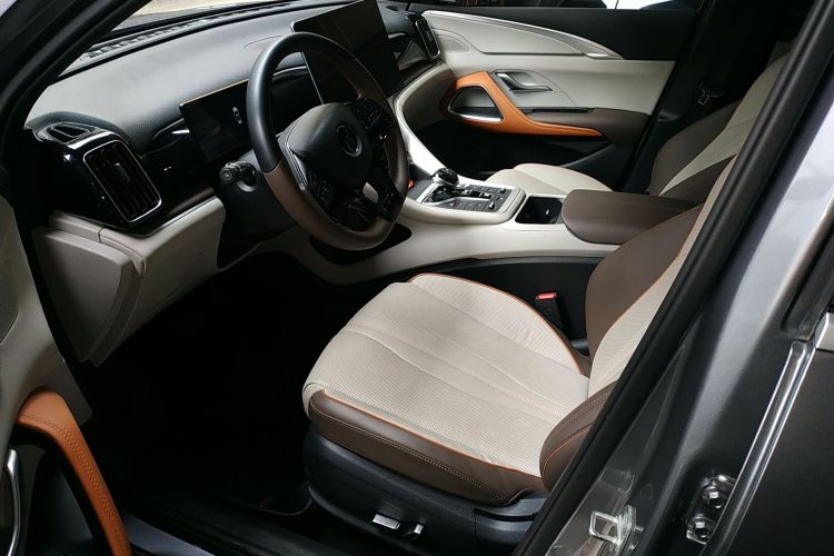 比亚迪 宋Pro新能源 2023款 冠军版 DM-i 110KM卓越型中控内饰19