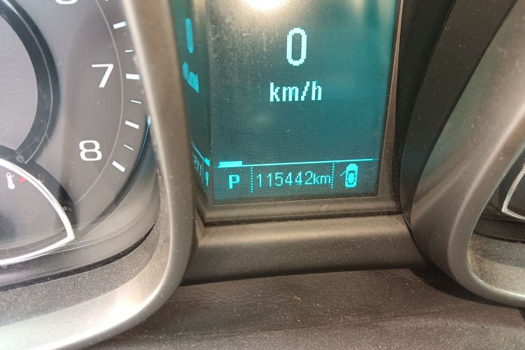 雪佛兰 迈锐宝 2012款 2.0L 自动豪华版中控内饰15