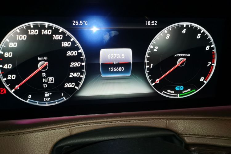 奔驰S级 2019款 S 320 L中控内饰15