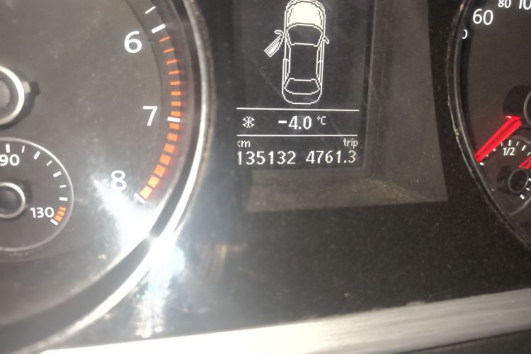 大众 迈腾 2013款 1.8TSI 领先型中控内饰15