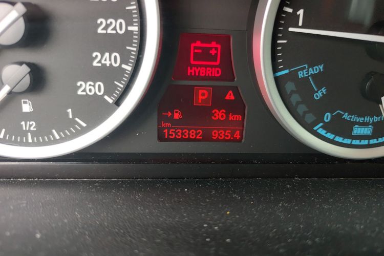 宝马X6 2010款 4.4T 混合动力版中控内饰15