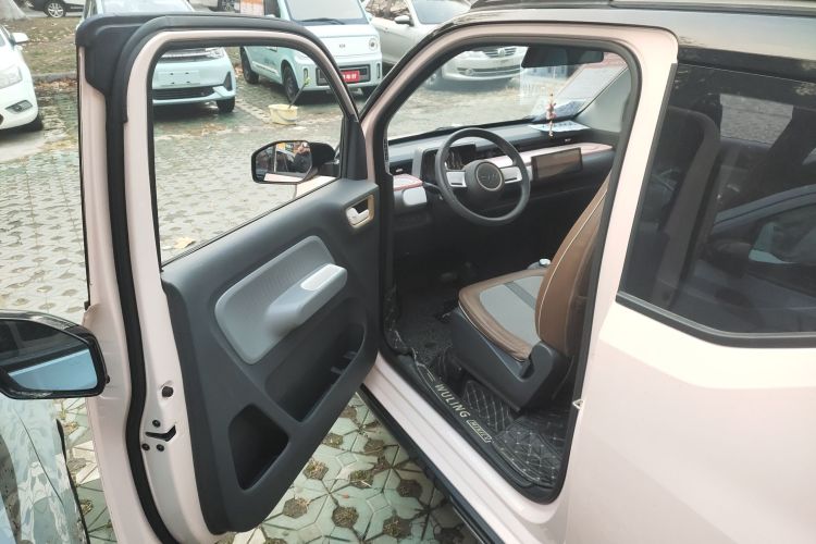 五菱汽车 宏光MINIEV 2022款 GAMEBOY 200km 玩乐款 磷酸铁锂中控内饰20