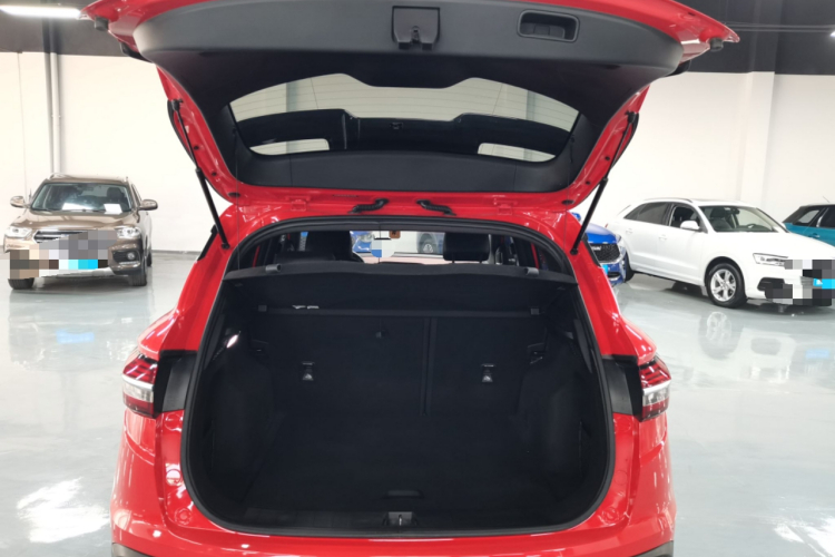 吉利汽车 缤越 2020款 PRO 260T DCT骑士机舱底盘23