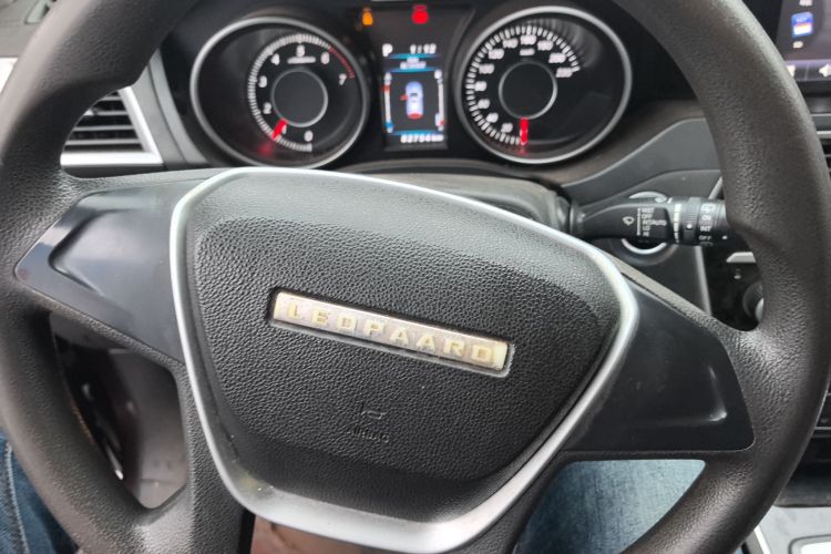 猎豹汽车 猎豹CS10 2016款 2.0T 自动领先型局部细节13